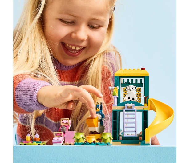 LEGO DUPLO Bluey 11201 Blue i Łatko na placu zabaw - 1331693 - zdjęcie 11